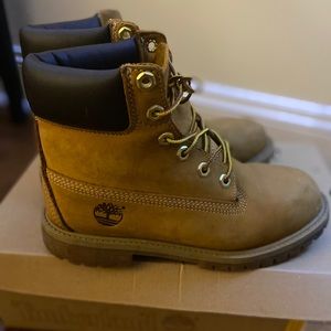 TIMBERLAND WHEAT 6 IN BOOTS
